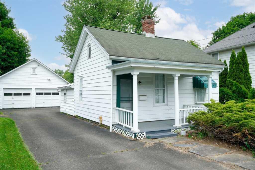 93 Pine Grove Avenue, Kingston, NY 12401