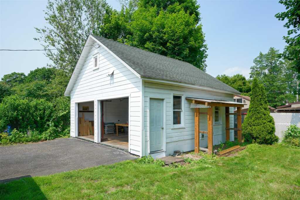 93 Pine Grove Avenue, Kingston, NY 12401 - Photo 3 of 25