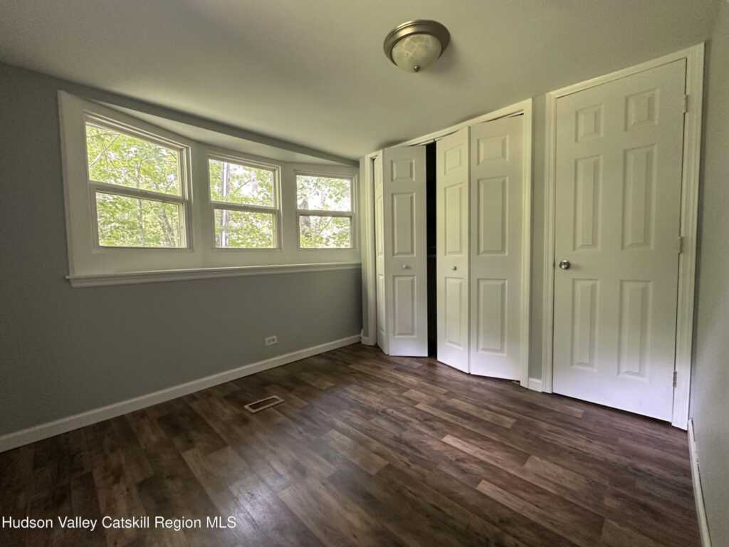 112 High Falls Road, Saugerties, NY 12477 - Photo 10 of 15