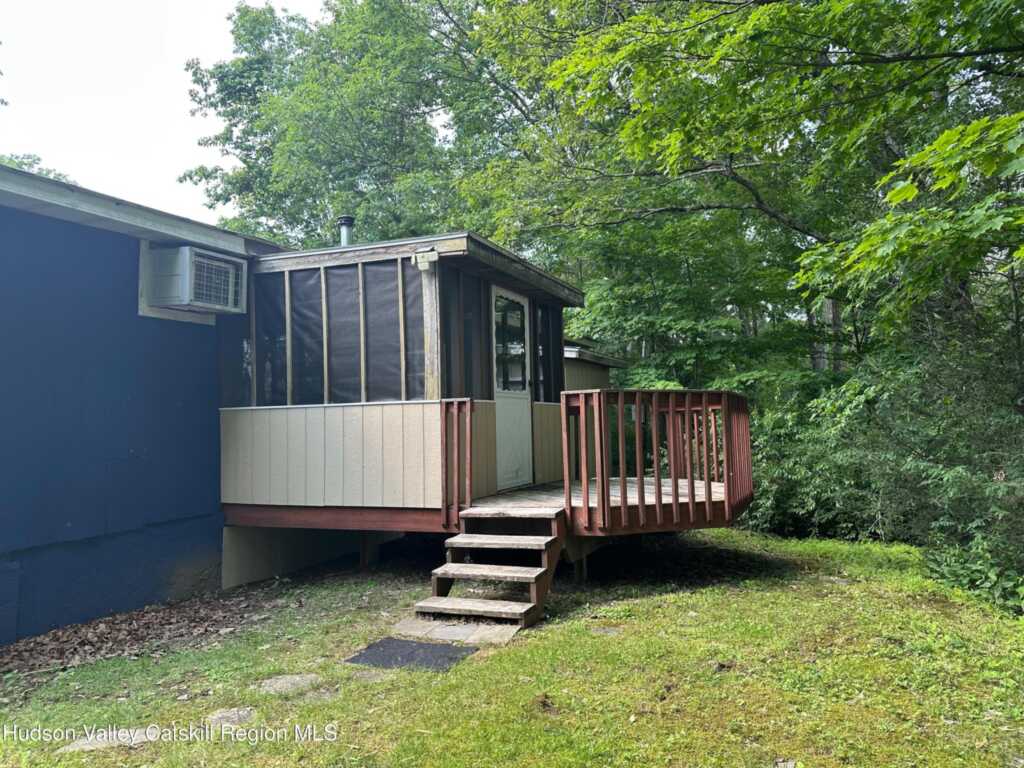 112 High Falls Road, Saugerties, NY 12477 - Photo 13 of 15