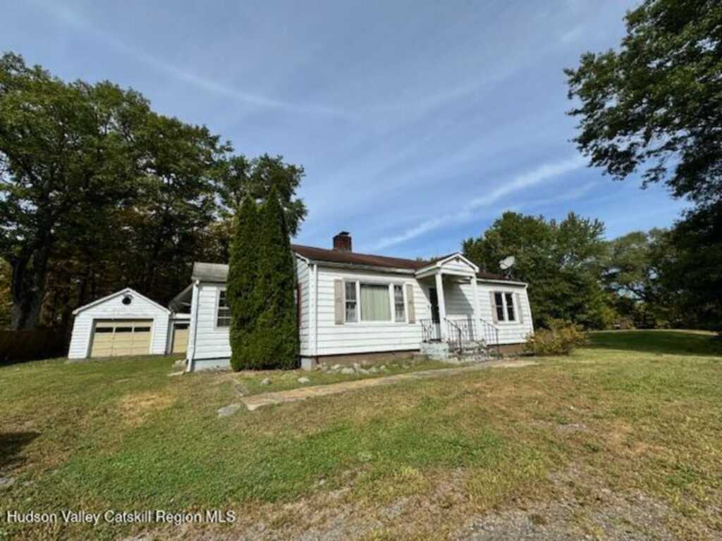 221 Route 32, New Paltz, NY 12561 - Photo 2 of 17