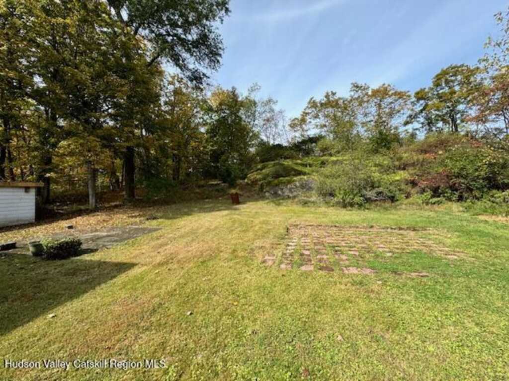 221 Route 32, New Paltz, NY 12561 - Photo 5 of 17