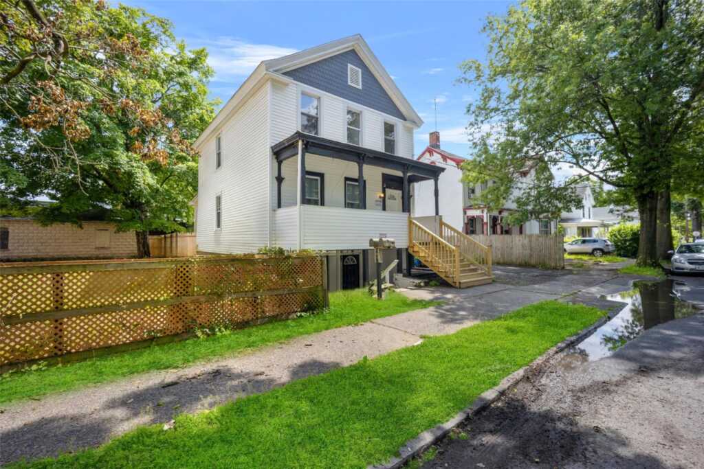 96 Cedar Street, Kingston, NY 12401 - Photo 3 of 37