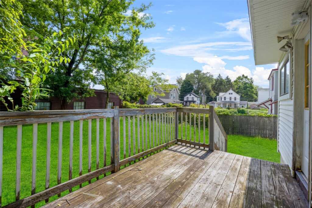96 Cedar Street, Kingston, NY 12401 - Photo 33 of 37