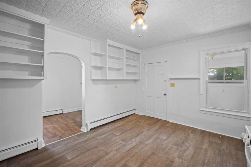 96 Cedar Street, Kingston, NY 12401 - Photo 9 of 37