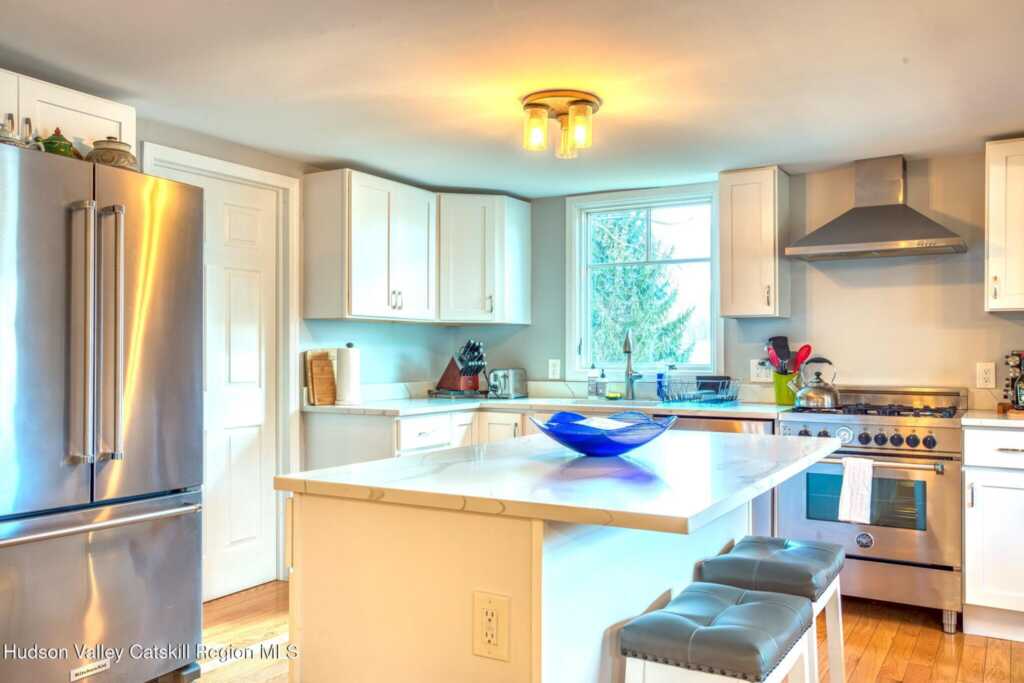 834 First Avenue, Kingston, NY 12401 - Photo 5 of 16