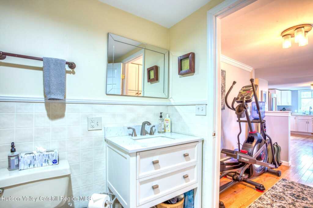 834 First Avenue, Kingston, NY 12401 - Photo 8 of 16