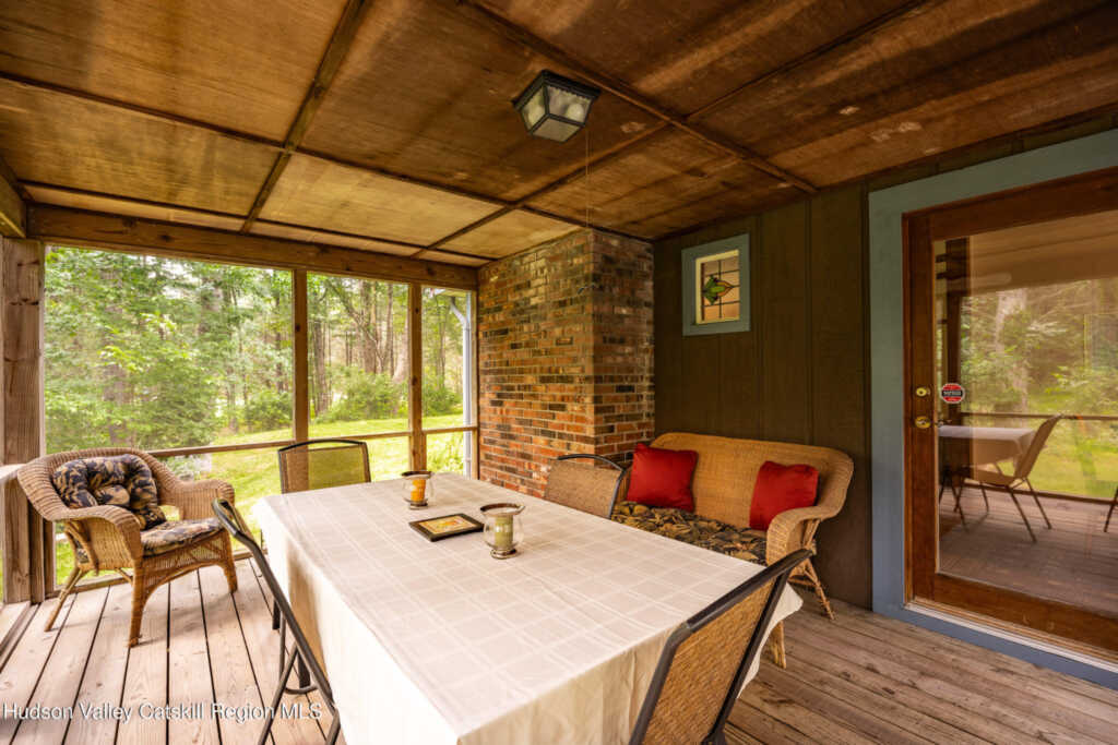 1443 Glasco Turnpike, Saugerties, NY 12477 - Photo 3 of 18