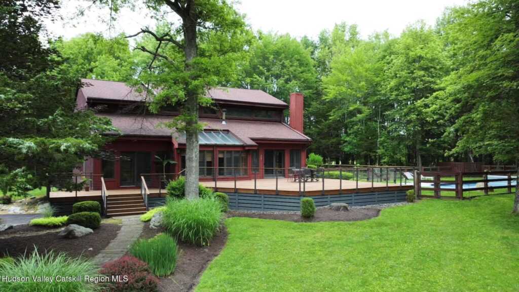 4 Moonstone Road, New Paltz, NY 12561
