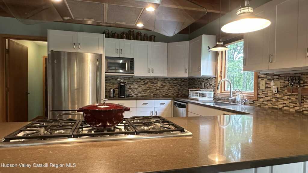 4 Moonstone Road, New Paltz, NY 12561 - Photo 7 of 25