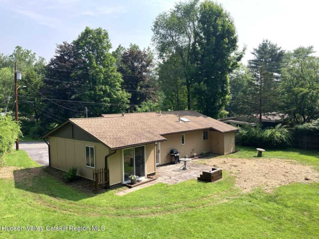 44 Overlook Drive, Woodstock, NY 12498 - Photo 10 of 25