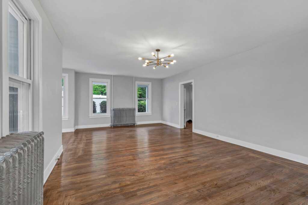 345 Lucas Avenue, Kingston, NY 12401 - Photo 7 of 30