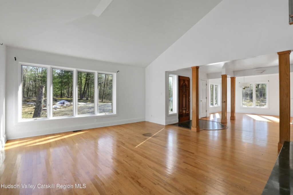49 Dorns Wood Road, Woodstock, NY 12498 - Photo 4 of 31