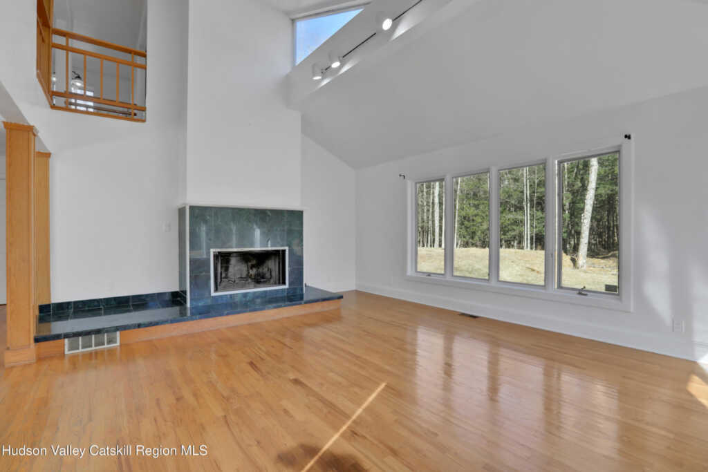 49 Dorns Wood Road, Woodstock, NY 12498 - Photo 7 of 31