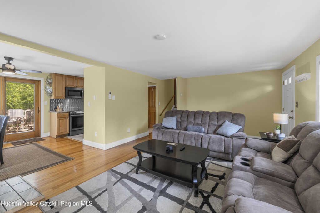 10 Dogwood Lane, New Paltz, NY 12561 - Photo 5 of 33