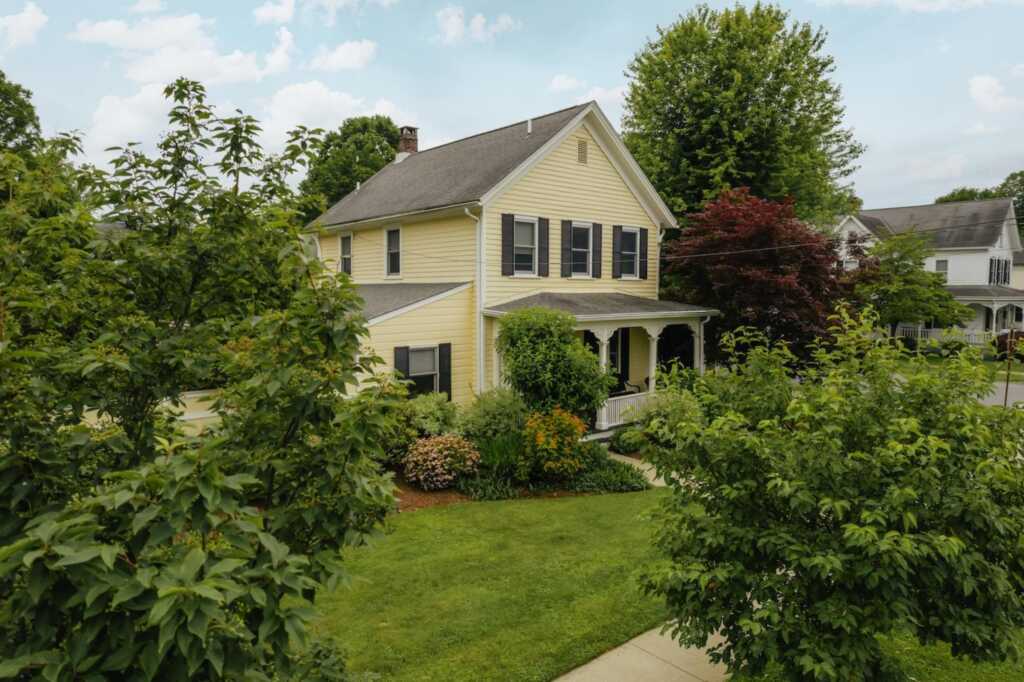 38 Chestnut Street, Rhinebeck, NY 12572 - Photo 24 of 24