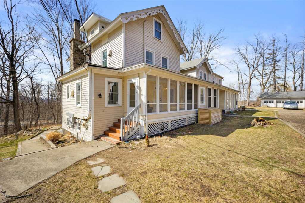 67 Old Albany Post Road, Unit #2, Rhinebeck, NY 12572