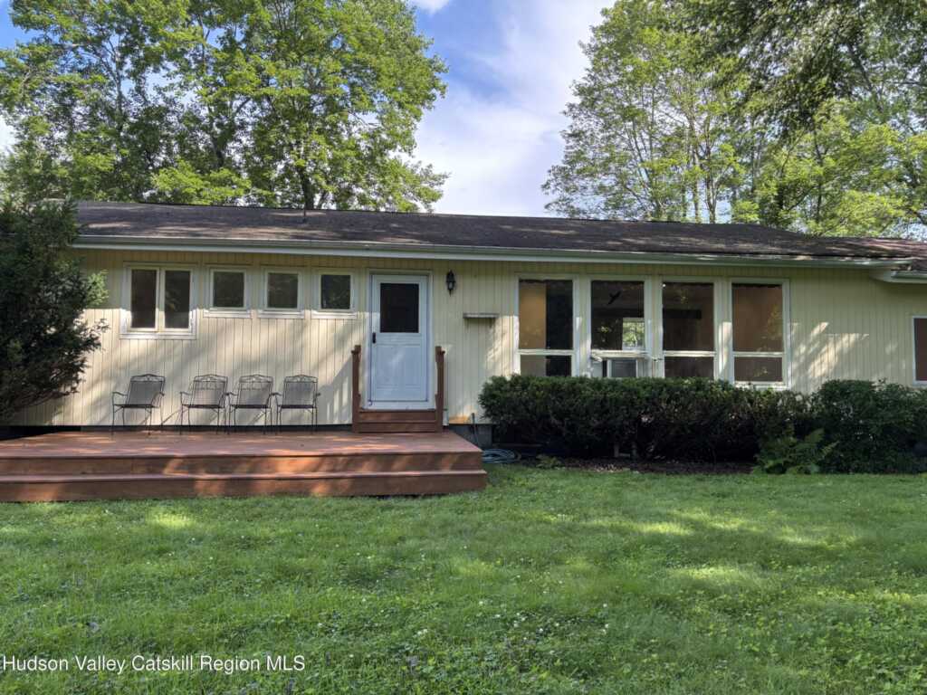 217 Evergreen Lane, Hurley, NY 12443 - Photo 2 of 23