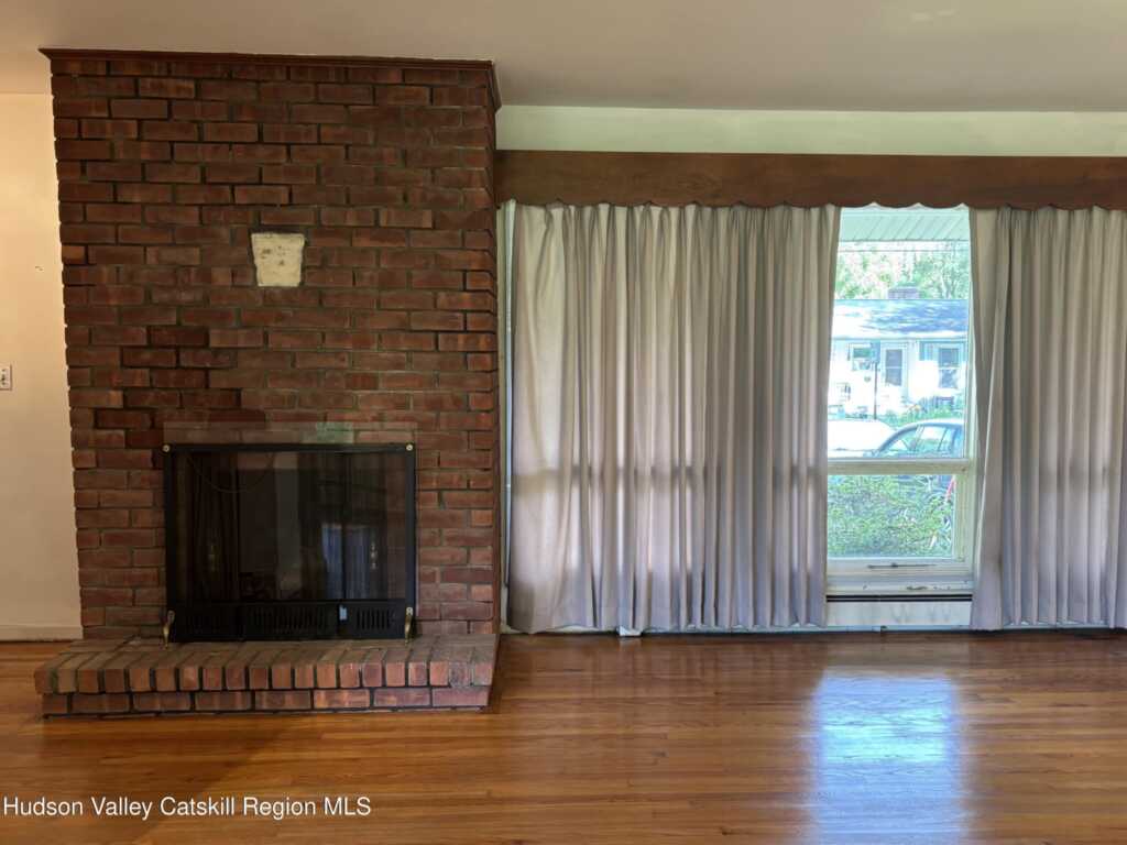 217 Evergreen Lane, Hurley, NY 12443 - Photo 9 of 23