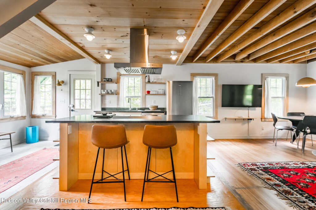 33 Tannery Brook Road, Woodstock, NY 12498 - Photo 12 of 30