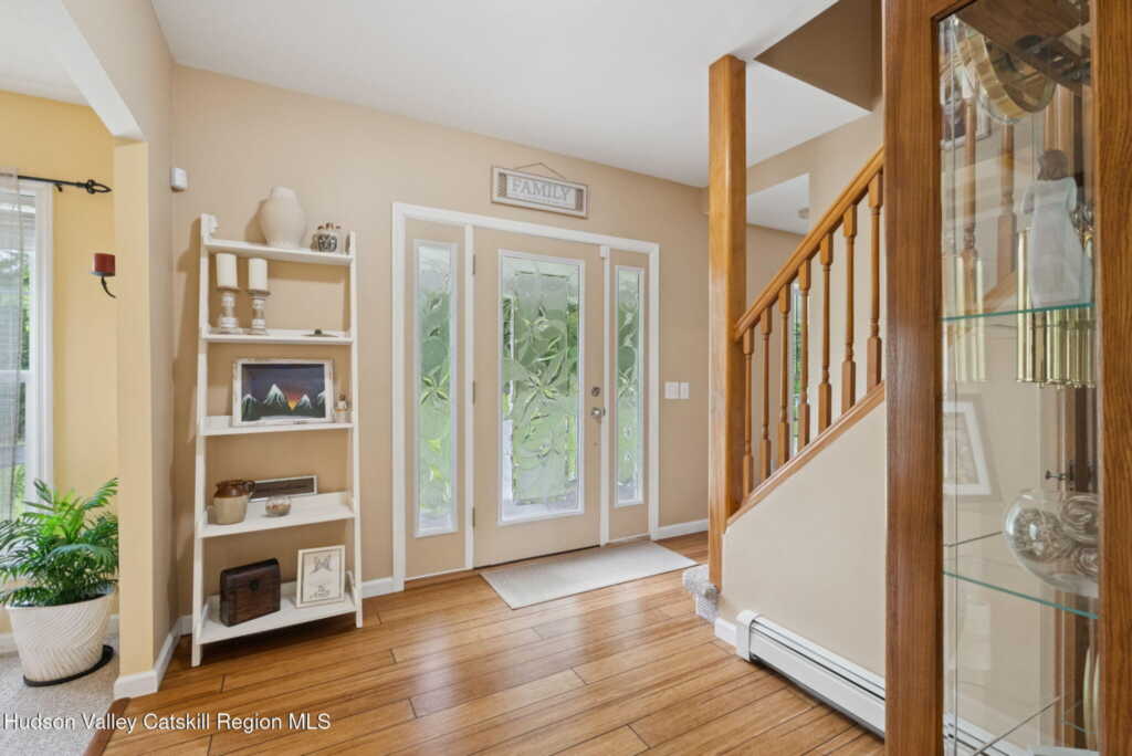 20 Cedar Ridge Road, Stone Ridge, NY 12484 - Photo 6 of 50