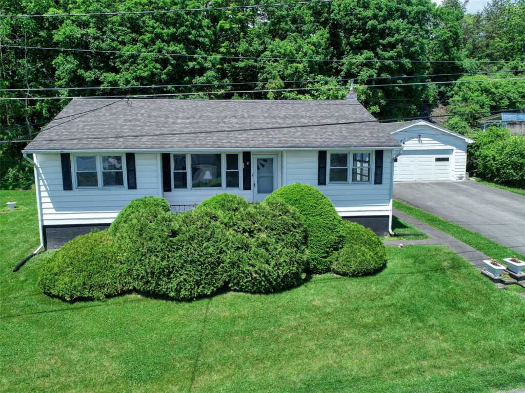 144 Hudson Street, Saugerties, NY 12477 - Photo 5 of 30