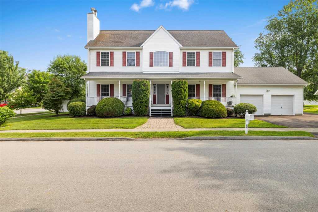 3 Carolina Drive, Rhinebeck, NY 12572