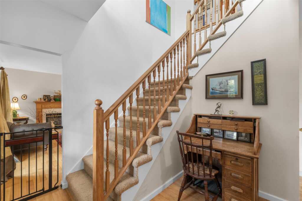 3 Carolina Drive, Rhinebeck, NY 12572 - Photo 2 of 28