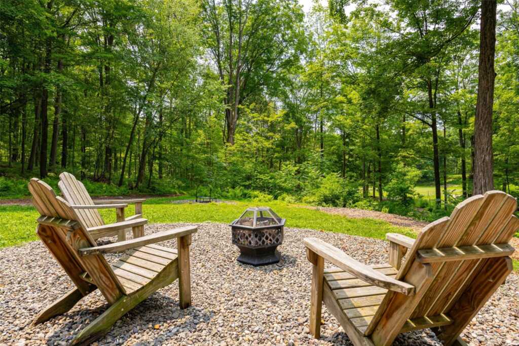 345 Metzger Road, Rhinebeck, NY 12572 - Photo 2 of 46
