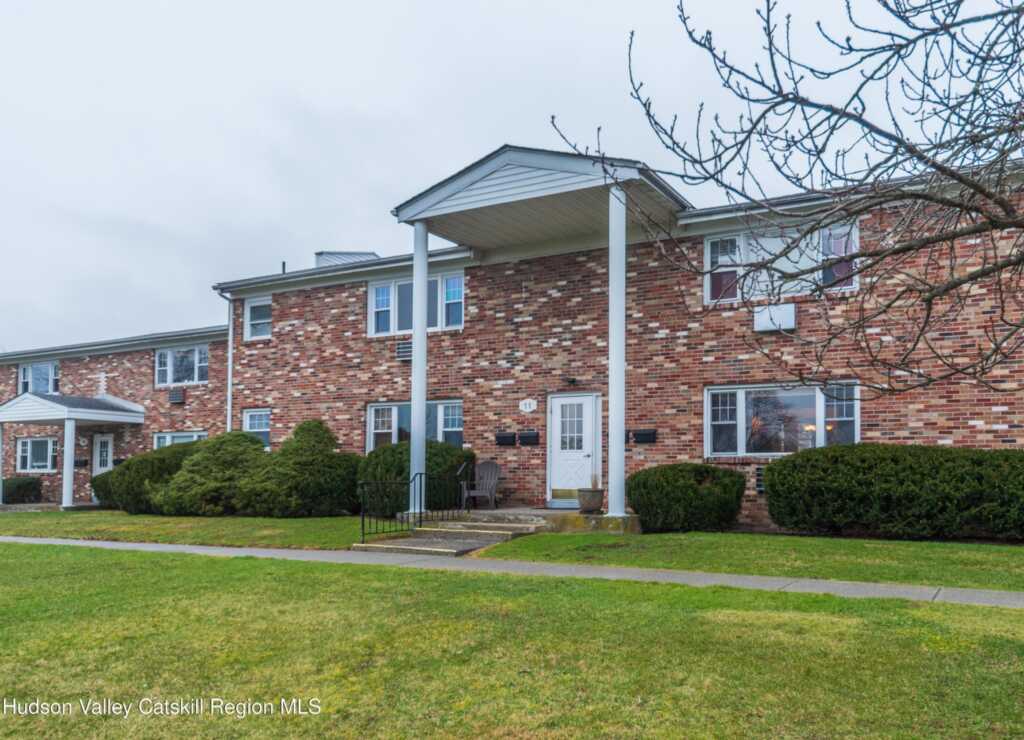 136 Chestnut Street, Unit #11c, New Paltz, NY 12561