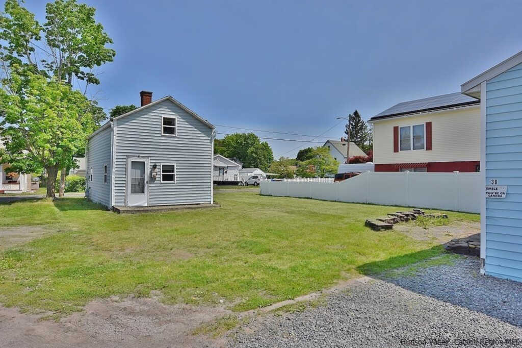 38 Emerick Street, Kingston, NY 12401 - Photo 2 of 21