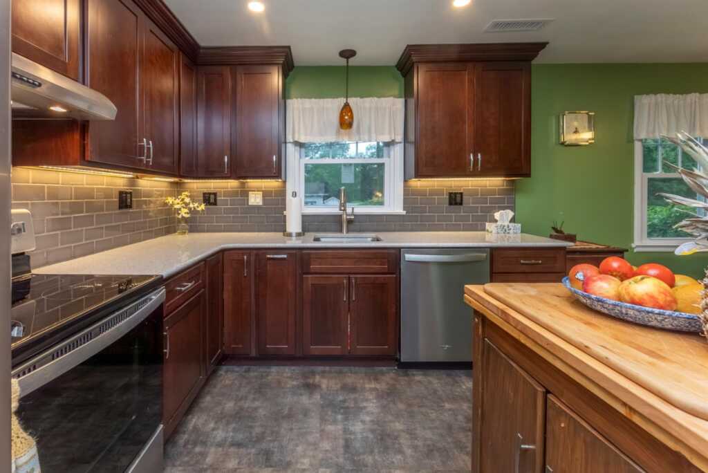 1076 Decker Street, Kingston, NY 12401 - Photo 15 of 41