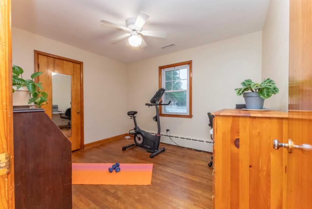 1076 Decker Street, Kingston, NY 12401 - Photo 23 of 41