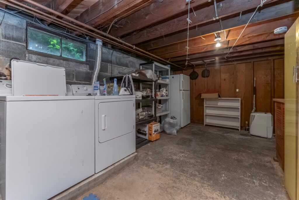 1076 Decker Street, Kingston, NY 12401 - Photo 29 of 41