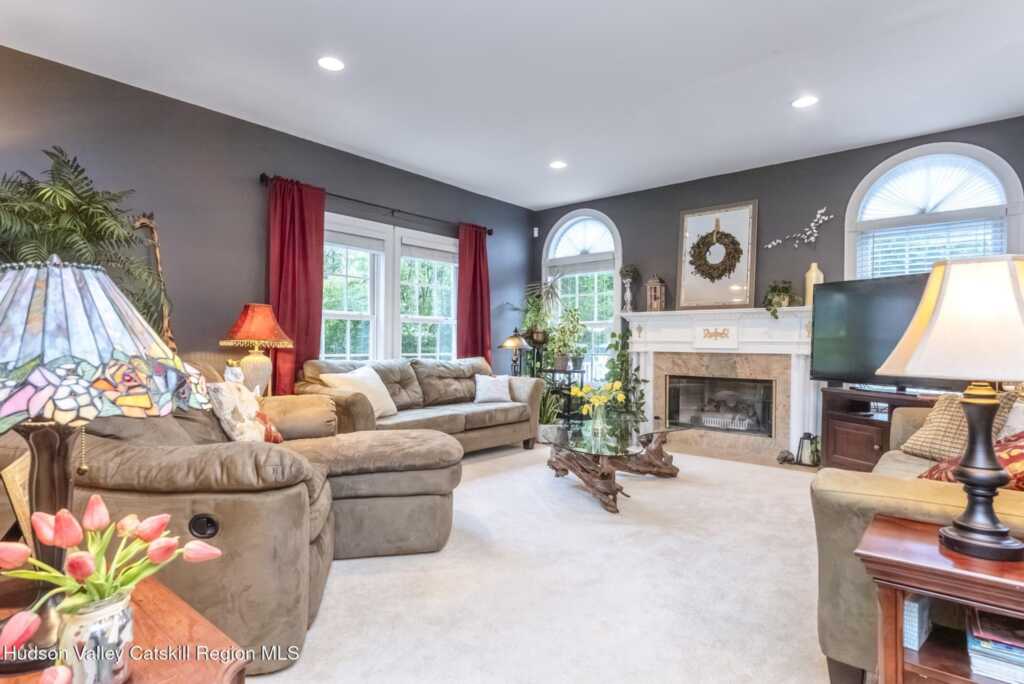 21 Amy Court, Kingston, NY 12401 - Photo 10 of 50