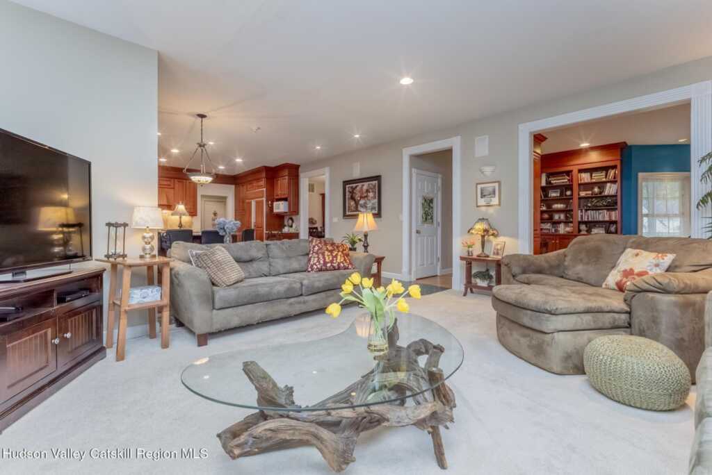 21 Amy Court, Kingston, NY 12401 - Photo 12 of 50