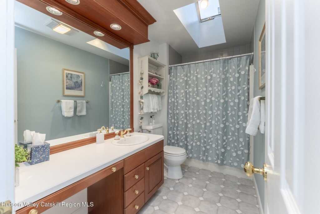 21 Amy Court, Kingston, NY 12401 - Photo 43 of 50