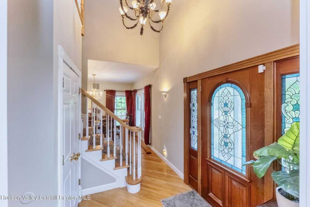 21 Amy Court, Kingston, NY 12401 - Photo 9 of 50