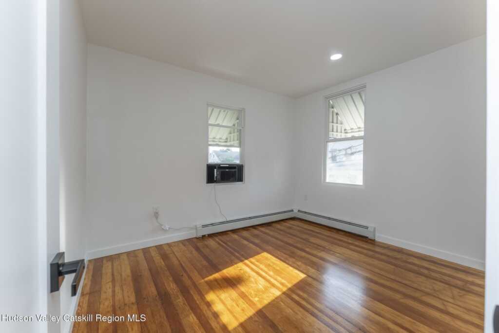 14 Staples Street, Kingston, NY 12401 - Photo 31 of 37