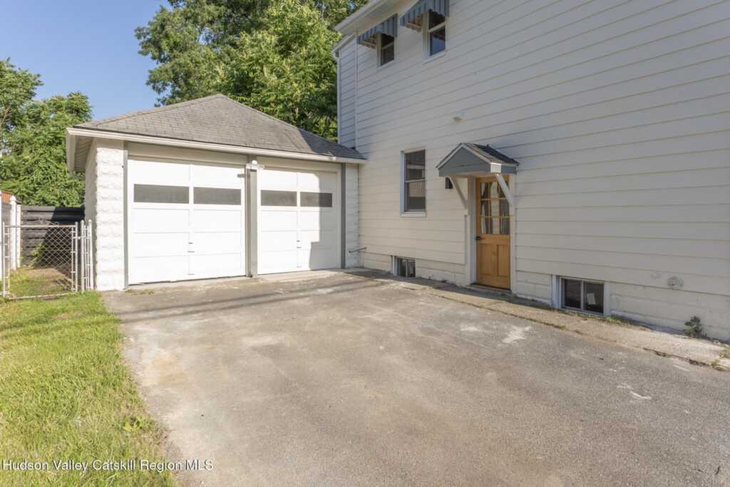 14 Staples Street, Kingston, NY 12401 - Photo 37 of 37