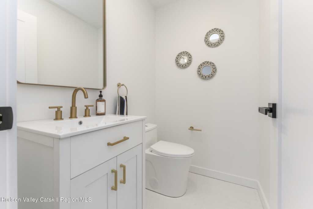 14 Staples Street, Kingston, NY 12401 - Photo 7 of 37