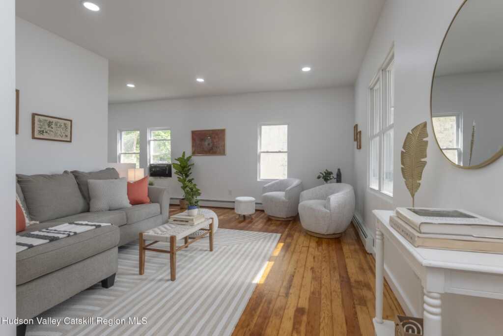14 Staples Street, Kingston, NY 12401 - Photo 8 of 37