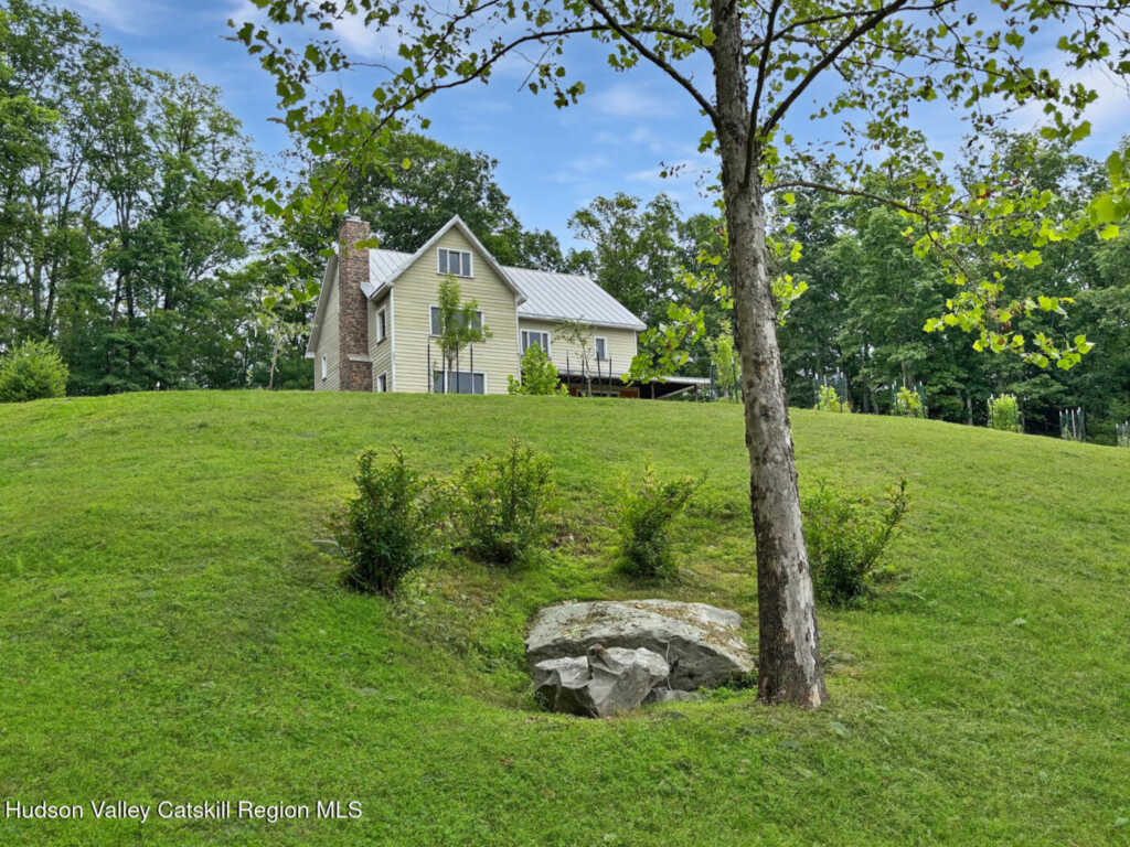 40-67 Popstone Road, Stone Ridge, NY 12484
