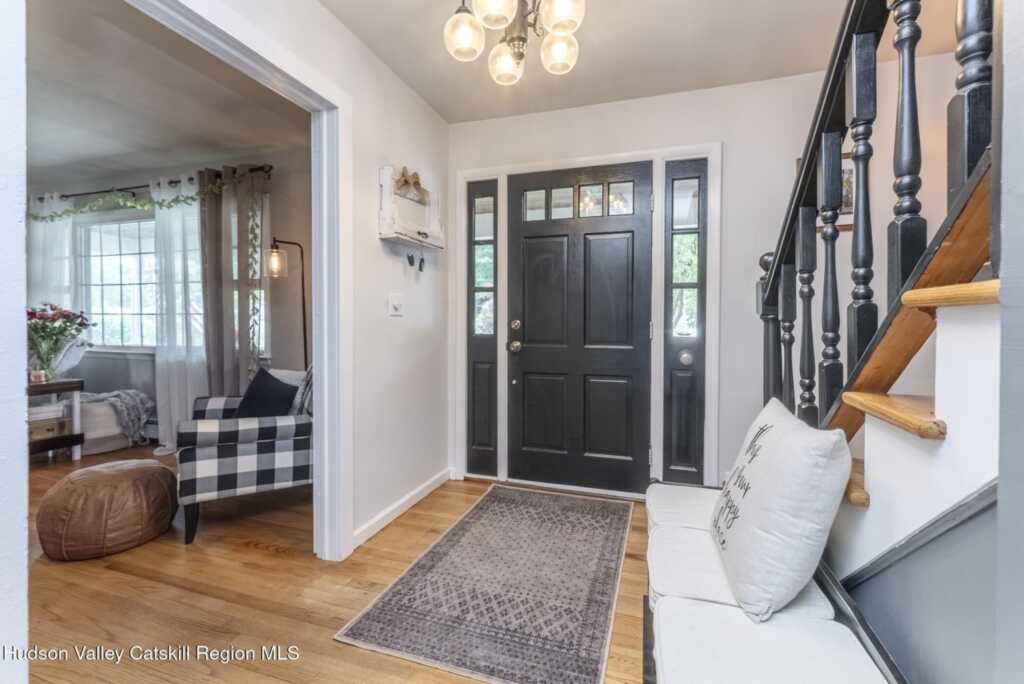 65 Lamb Avenue, Saugerties, NY 12477 - Photo 8 of 50