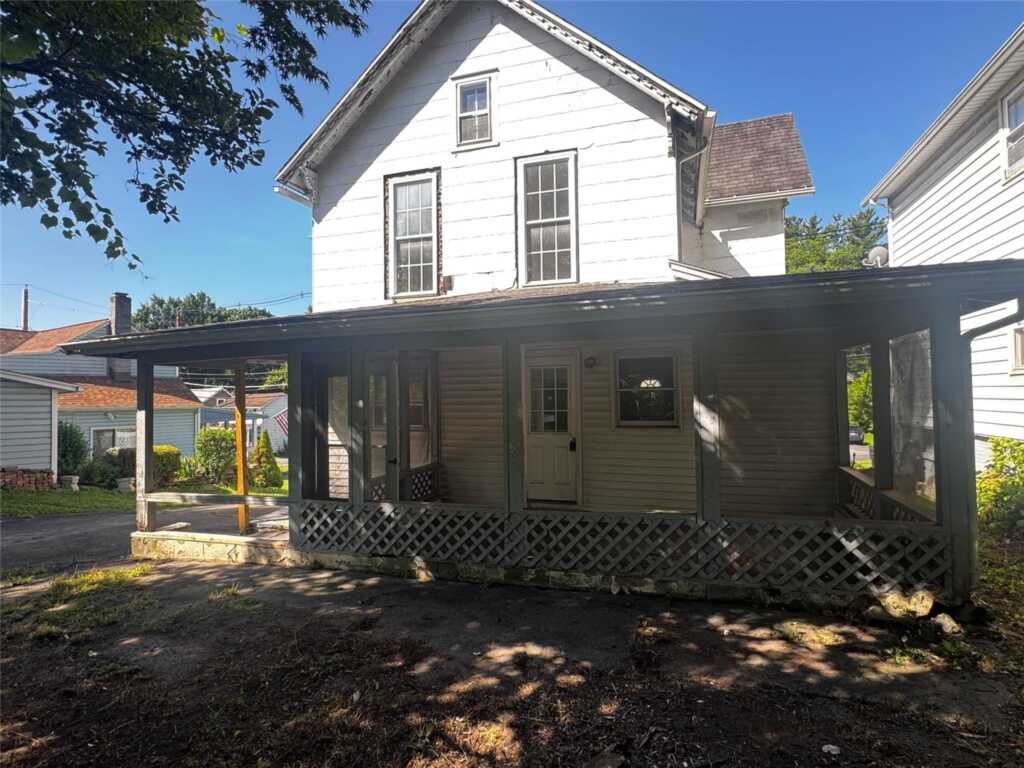 99 Bridge Street, Saugerties, NY 12477 - Photo 11 of 13