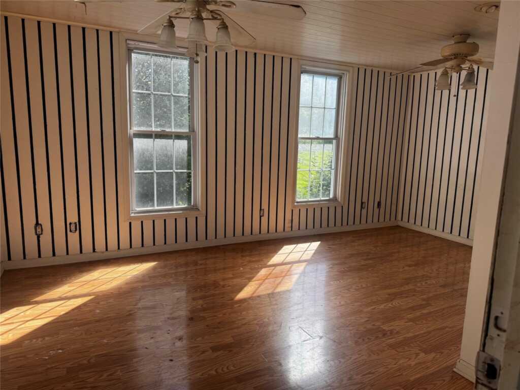 99 Bridge Street, Saugerties, NY 12477 - Photo 5 of 13