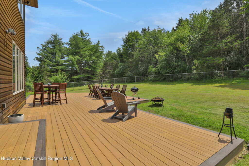 374 Linderman Avenue, Kingston, NY 12401 - Photo 32 of 36