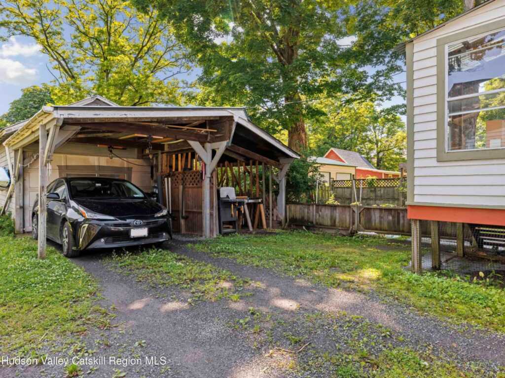 135 Washington, Saugerties, NY 12477 - Photo 36 of 50