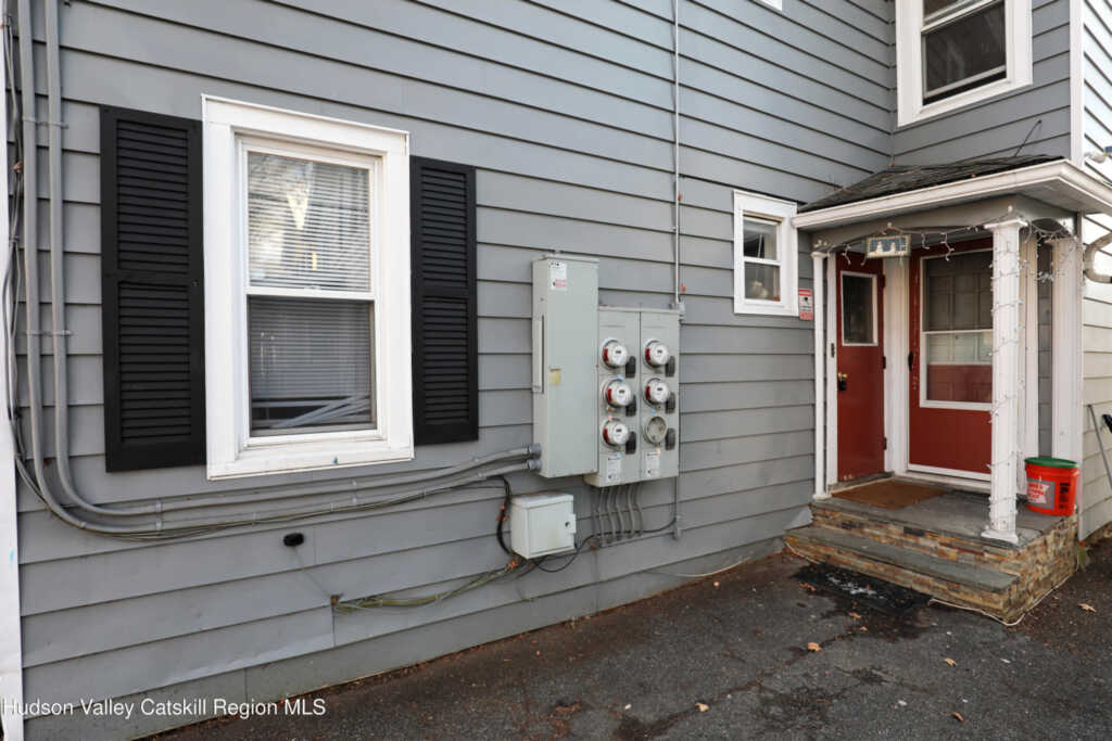 343 Washington Avenue, Unit #1, Kingston, NY 12401 - Photo 4 of 18