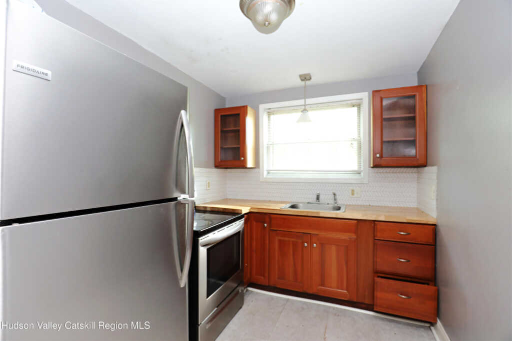343 Washington Avenue, Unit #2, Kingston, NY 12401 - Photo 3 of 16